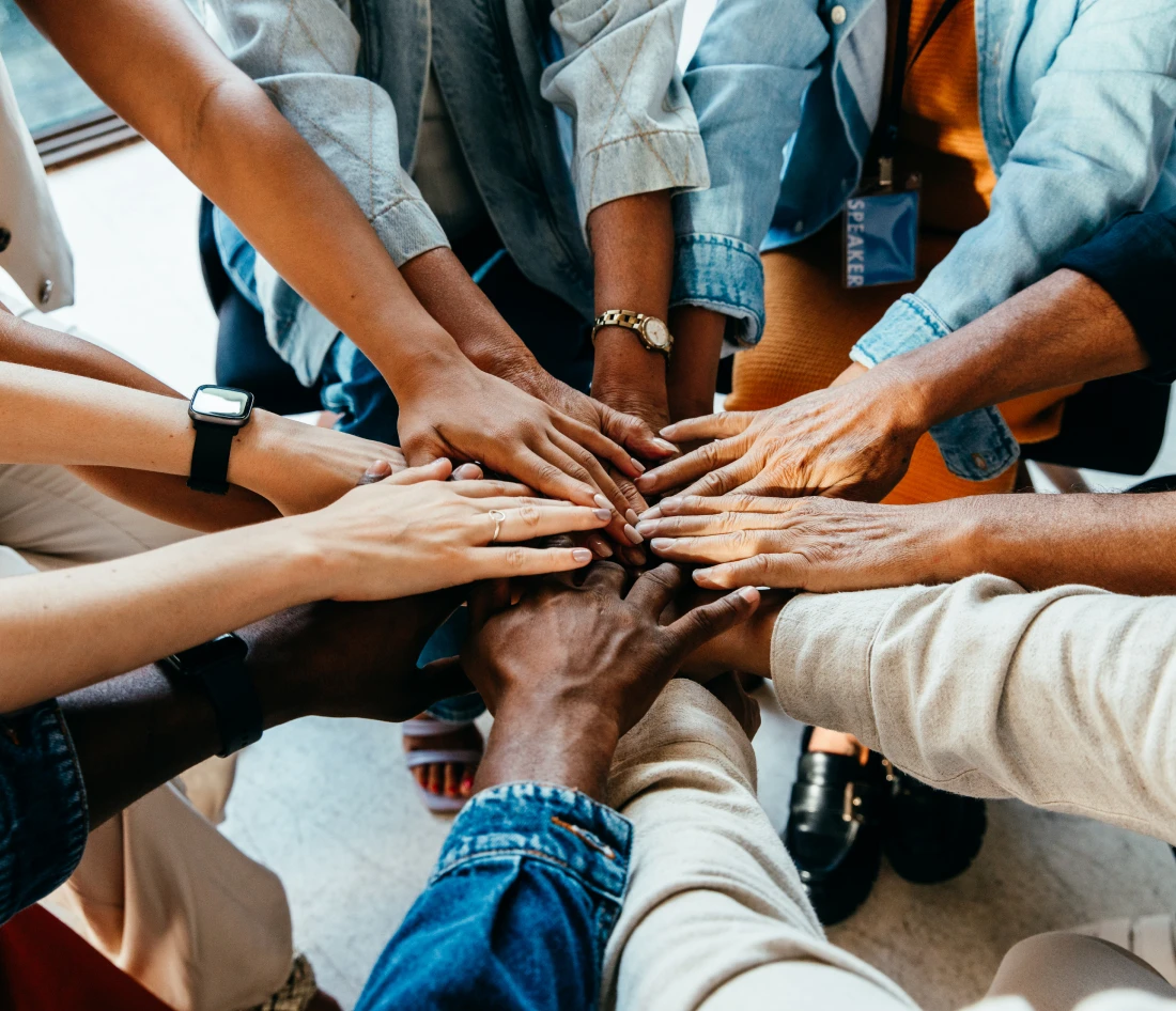 Teamwork and collaboration symbol